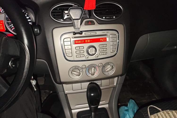 Used Ford Focus 2013 Hatchback Classic 1.8L Automatic Base Model