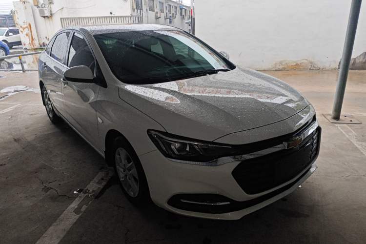 Used Chevrolet Monza 2019 320T Manual Xinxin Edition China VI Exterior 1