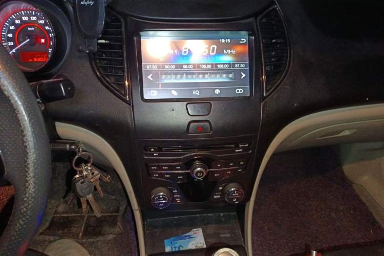 Used Bestune B50 2013 1.6L manual luxury version
