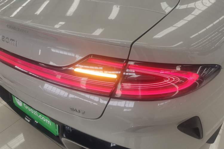 Used Xiaomi Auto SU7 2024 Rear-Drive Long-Range Intelligent Driving Version
