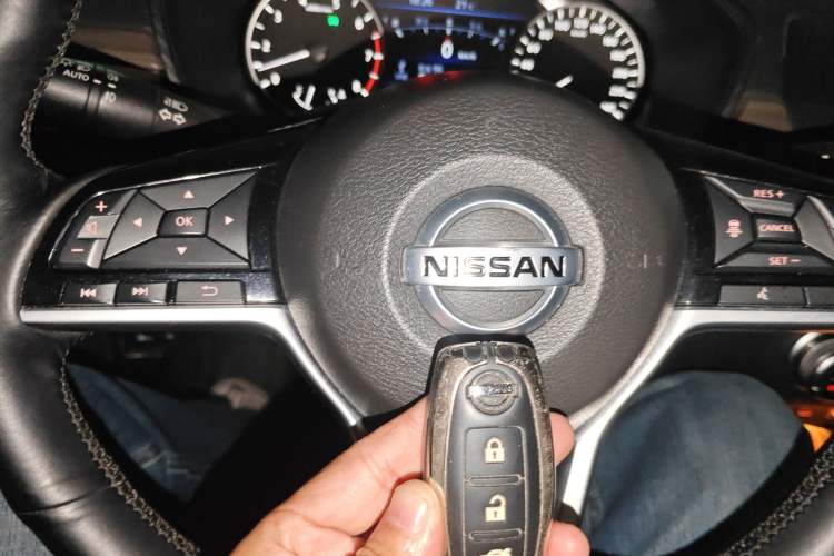 Used Nissan Teana 2021 2.0L XL Upper AD1 Smart Drive & Navigation Edition Vehicle Key