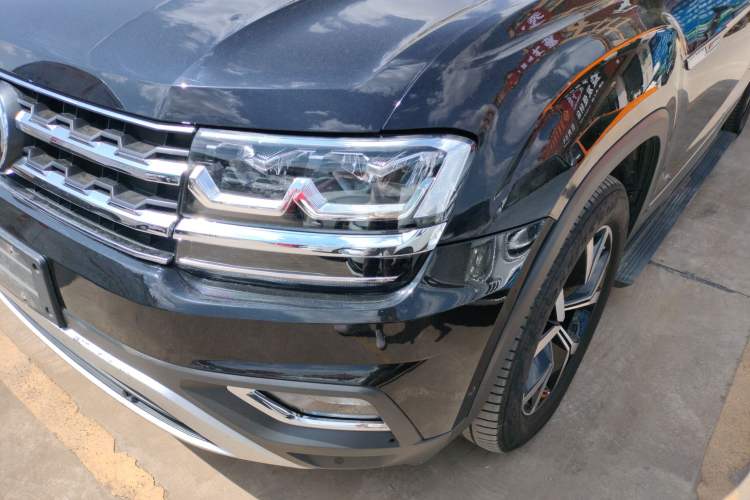 Used Volkswagen Teramont 2020 Revised Version 380TSI Four-Wheel Drive Luxury Edition Left Front Headlight