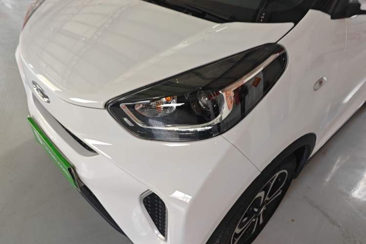 Used Chery QQ Little Ant 2021 200 000-Yuan Ant Fan Edition Talent Version NMC Battery 301 km Left Front Headlight