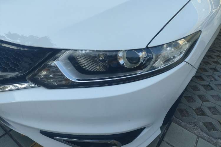 Used Honda Jade 2013 1.8L automatic Comfort version 5 seats
