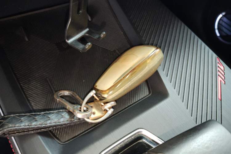 Used CHANGAN OSHAN Z6 2022 Blue Whale 1.5T DCT Smart Edition Vehicle Key