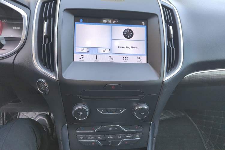 Used Ford Edge 2018 EcoBoost 245 Two-Wheel-Drive Titanium 7-Seater China VI Standard
