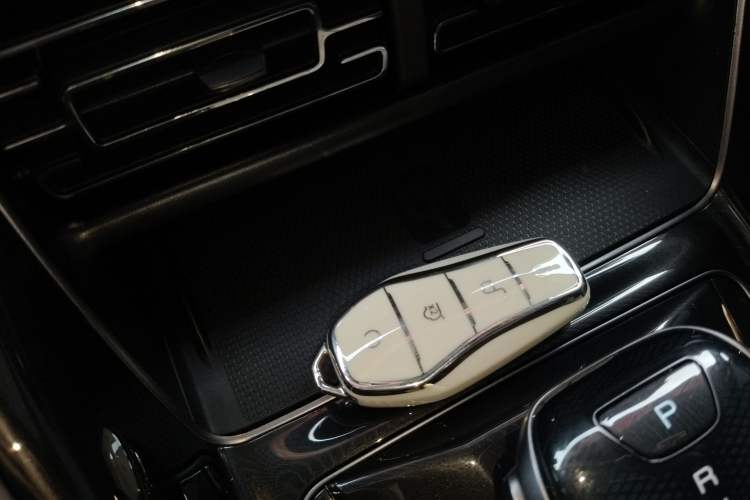 Used BYD Frigate 07 2024 HONOR Edition DM-i 100KM Luxury Model