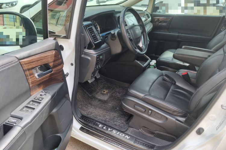 Used Honda Elysion 2016 2.4L Luxury Edition Driver Seat
