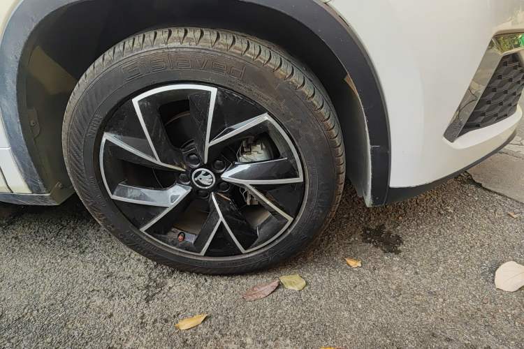 Used Skoda Kamiq 2020 Facelifted GT TSI 230 DSG Flagship Edition China VI Standard
