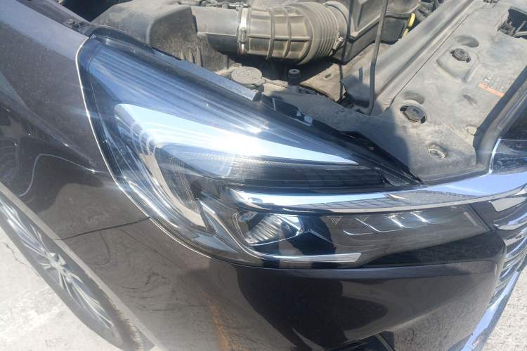 Used Buick GL8 2023 Land Executive Class 652T Luxury Model