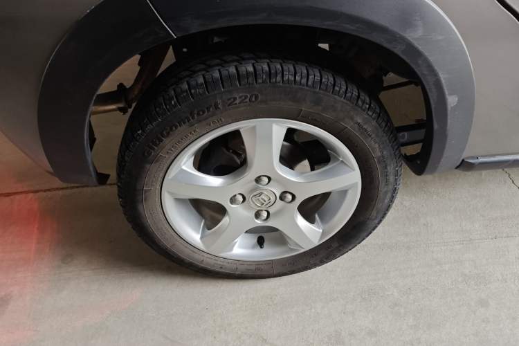 Used Suzuki Wagon R X5 2013 Cruise Edition 1.4L VVT Standard Model
