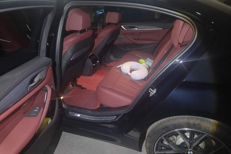 Used BMW 5 Series 2023 530Li Luxury Edition M Sport Package