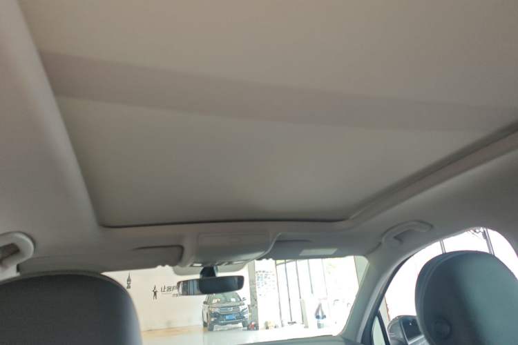 Used Volkswagen Tiguan L 2018 330TSI Automatic Two-Wheel Drive Luxury Edition Headliner