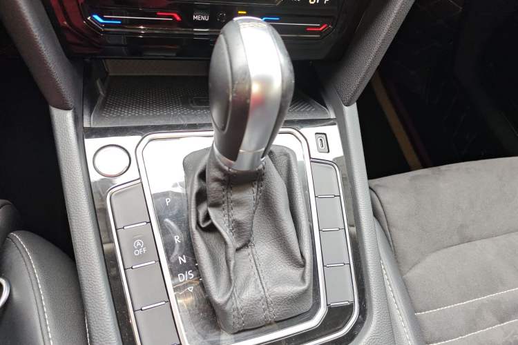 Used Volkswagen Magotan 2020 330TSI DSG Luxury Edition Gear Lever