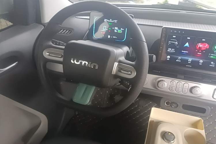 Used CHANGAN NEVO Lumin 2025 210 km Fragrant Edition