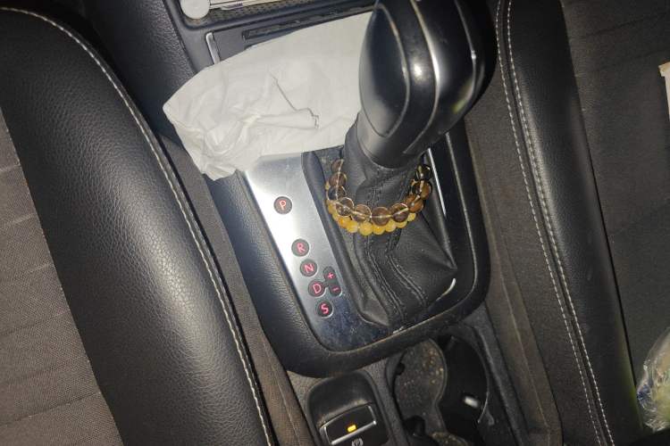 Used Volkswagen Tiguan L 2016 280TSI Automatic Two-Wheel-Drive Silk Road Style Edition