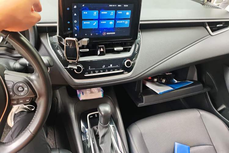 Used Toyota Corolla 2019 1.2T S-CVT GL-i Luxury Edition Audio And AC Panel