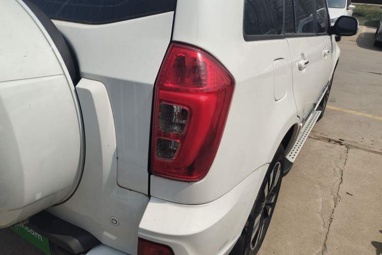 Used Chery Tiggo 3 2016 1.6L Manual ZhiShang Edition
