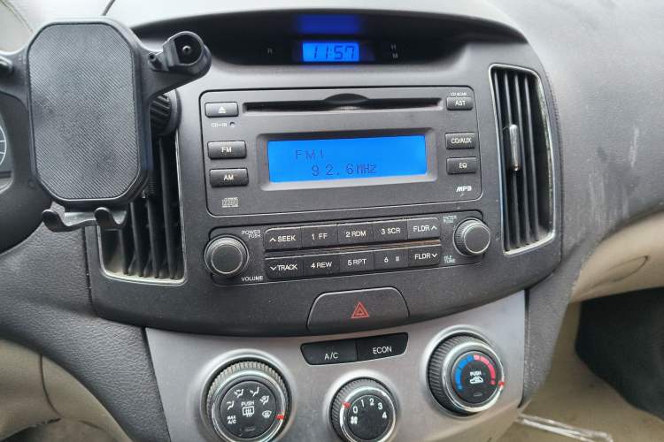 Used Hyundai Celesta 2011 1.6L Manual Luxury Model
