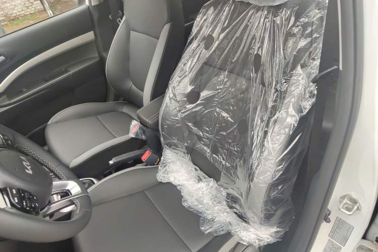 Used Kia kx1 Stonic 2021 1.4L CVT Fun Edition
