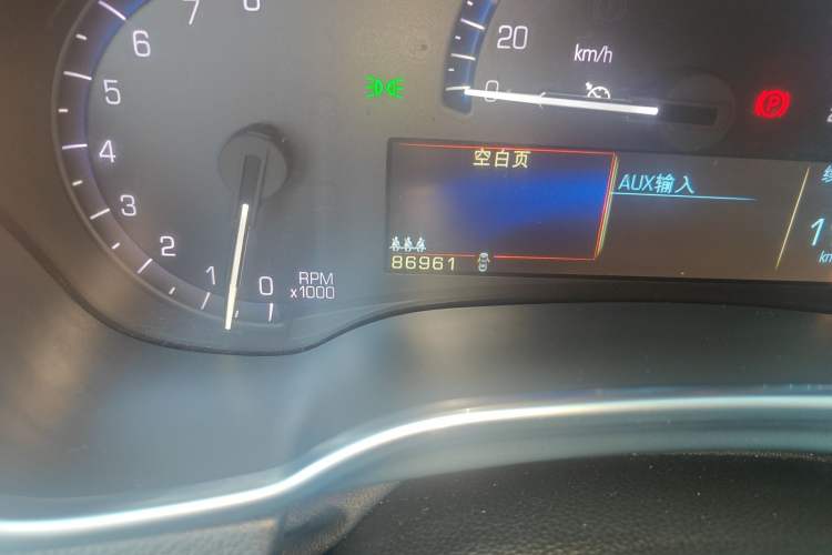 Used Cadillac SRX 2013 3.0L Comfort Model Odometer Close Up