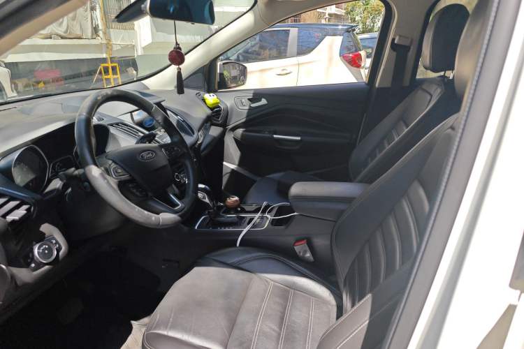 Used Ford Kuga 2018 EcoBoost 180 Two-Wheel-Drive Luxury Wing Edition
