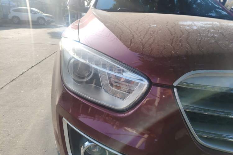 Used Bestune X80 2013 2.0L automatic luxury version
