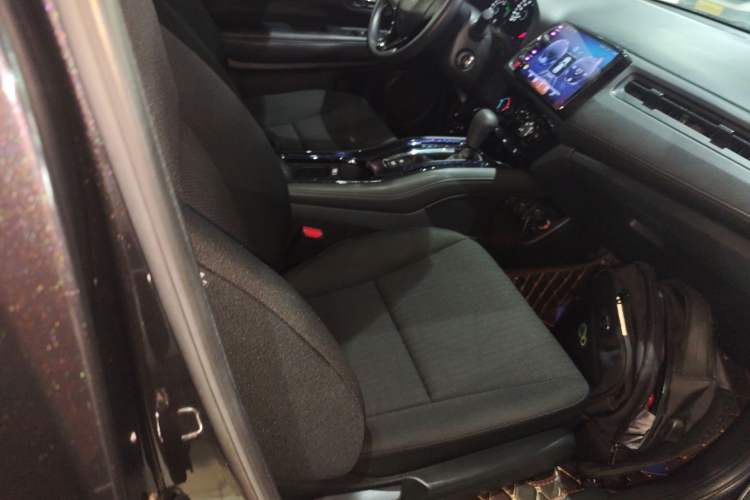 Used Honda Vezel 2017 1.5L CVT 2WD Comfort Model Right Front Seat