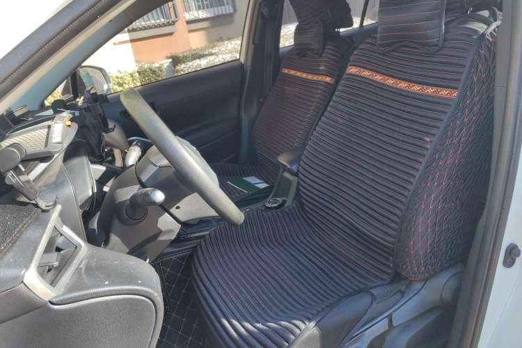 Used Toyota Corolla Cross 2024 2.0L Smart Electric Hybrid Dual-Engine Pioneer Edition
