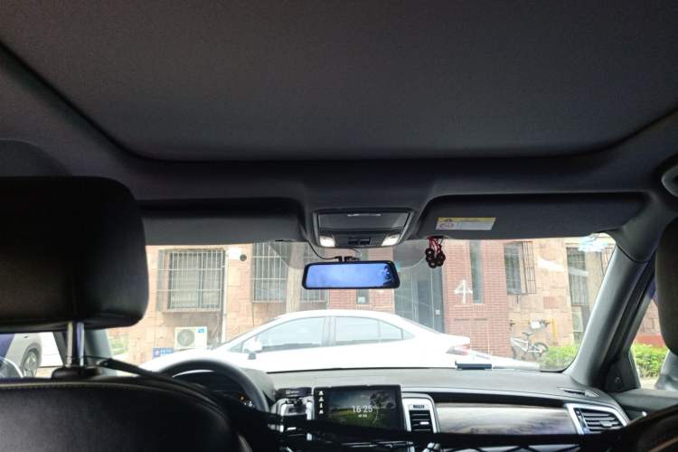 Used Honda UR-V 2017 240TURBO Two-Wheel Drive Classic Edition China V