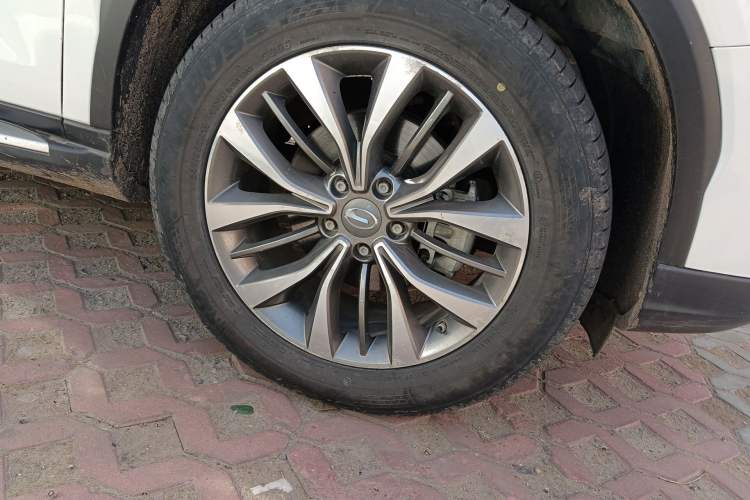 Used GAC Trumpchi GS8 2017 320T Two-Wheel Drive Luxury Smart Connectivity Version (7 Seats)
