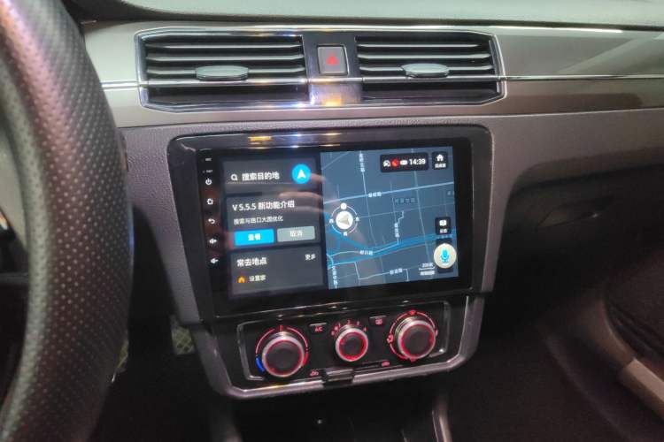 Used Volkswagen Santana 2018 1.5L Automatic Comfort Edition Audio And AC Panel