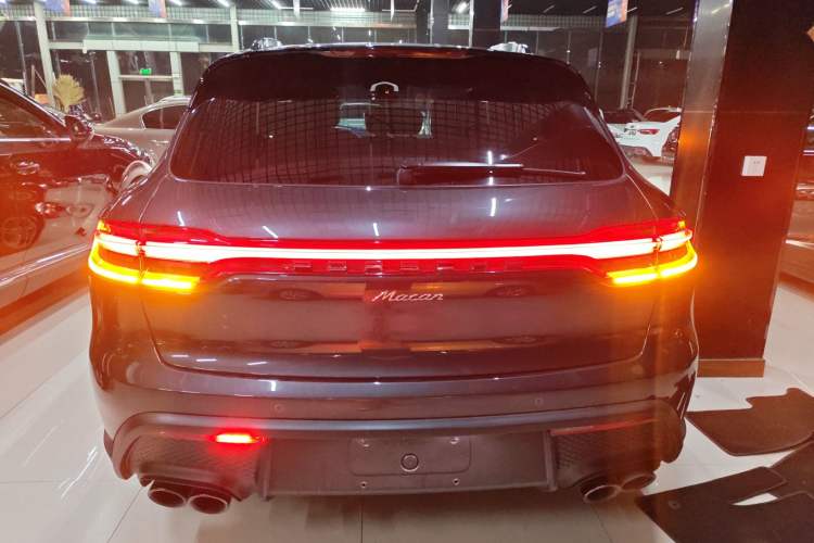 Used Porsche Macan 2024 Macan 2.0T