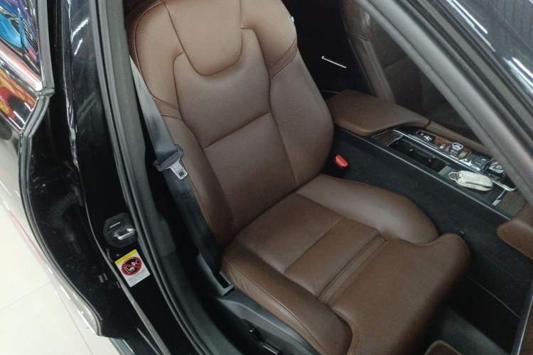 Used Volvo S90 2021 B5 Zhiyuan Luxury Edition