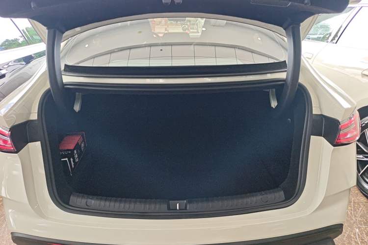 Used BYD Seal 06 New Energy 2025 DM-i Smart Drive 120KM Deluxe Model