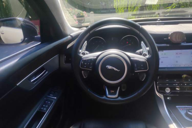 Used Jaguar XFL 2017 XFL 2.0T 200PS Elite Edition