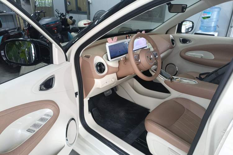 Used Wuling Bingo 2025 333 km Lingxi Connected Version
