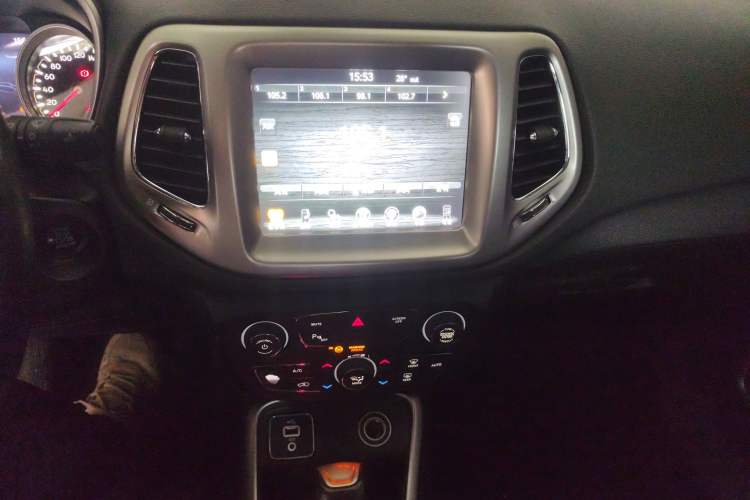 Used Jeep Compass 2017 200T Automatic Family Edition