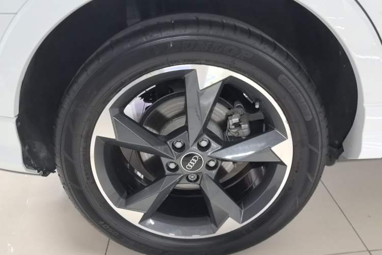 Used Audi Q3 2023 35 TFSI Fashion Dynamic Model (1.5T)