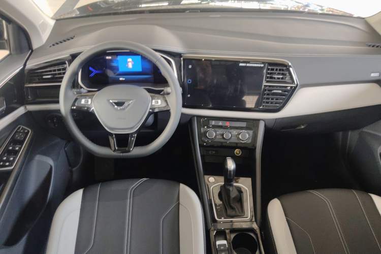 Used Jetta VS7 2026 Model, 280TSI Automatic Glory Edition
