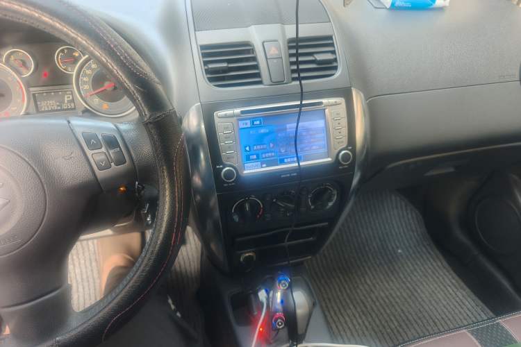 Used Suzuki SX4 2012 1.6L Automatic Ruiqi Model Audio And AC Panel
