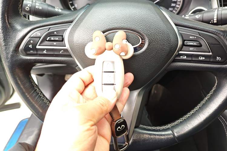 Used Infiniti Q50L 2018 2.0T Enjoyment Version China V Standard