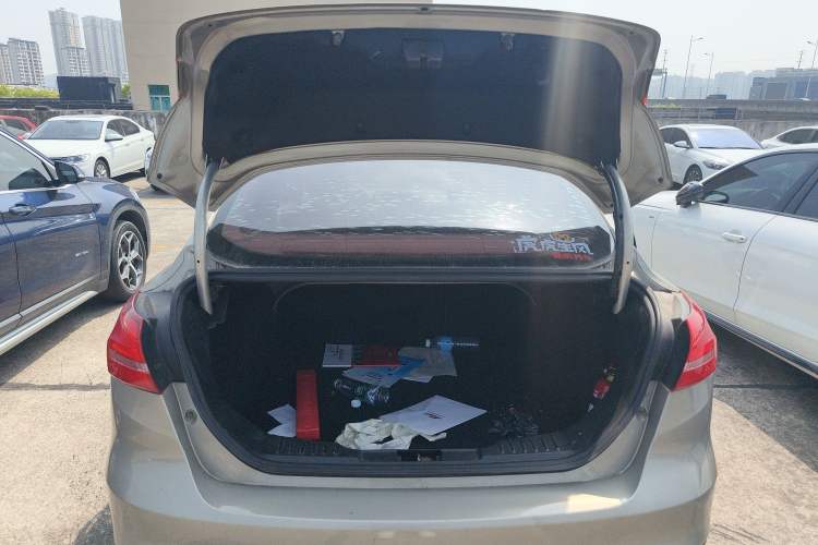 Used Ford Focus 2015 Sedan 1.6L Automatic Comfort Model
