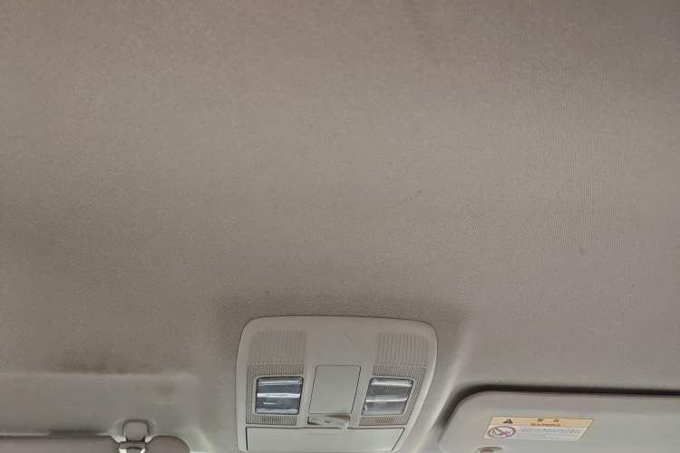 Used Mazda 3 Axela 2017 Sedan 1.5L Manual Comfort Model Emission Standard China V Headliner