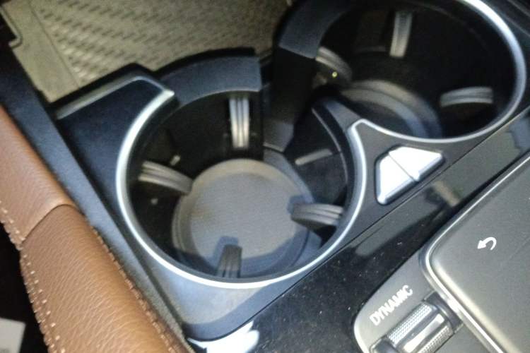 Used Mercedes-Benz GLE 2024 GLE 350 4MATIC Stylish Model Interior 1