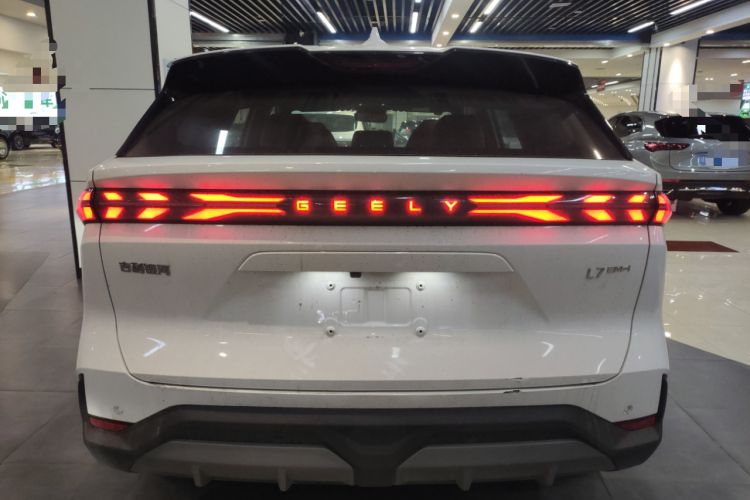 Used Geely Galaxy L7 2025 EM-i 115km Exploration+ Edition
