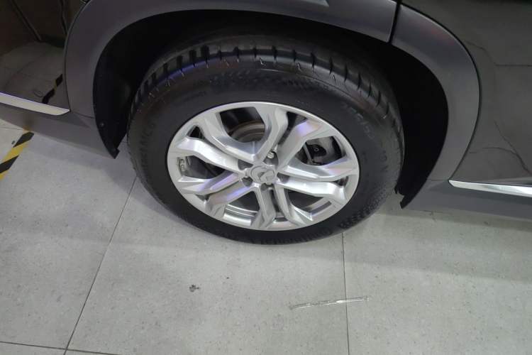 Used Nio ES8 2020 415 km Range 7-Seater Version Right Rear Wheel Hub
