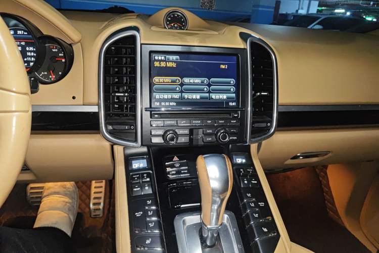 Used Porsche Cayenne 2014 Cayenne Platinum Edition 3.0T