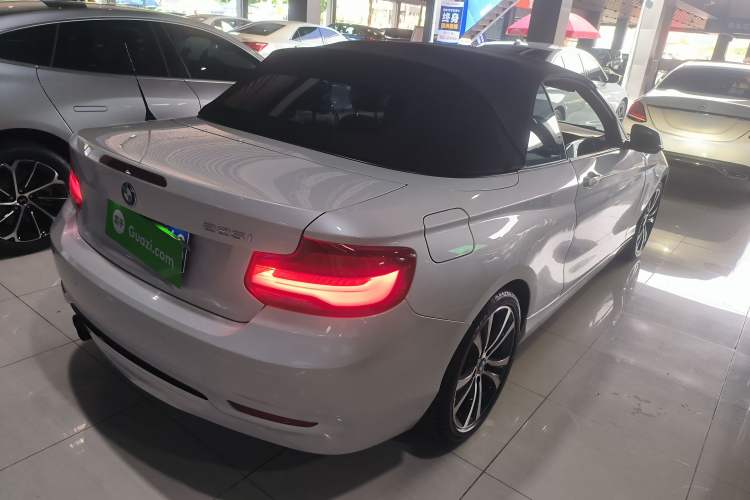 Used BMW 2 Series (Import) 2019 225i Convertible Coupe Sports Design Package