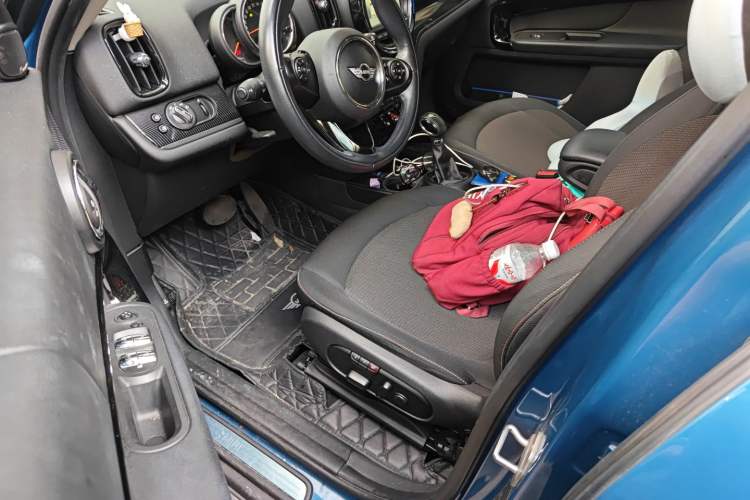 Used MINI Countryman 2017 1.5T COOPER Explorer Driver Seat